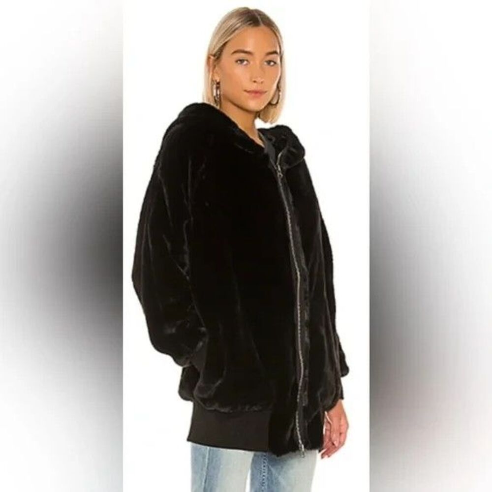 $198 Free People XS Turn Up Zip Off Hoodie Black Faux Fur Jacket Flawless